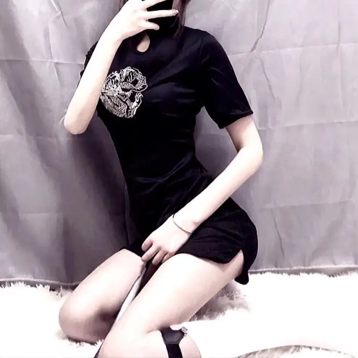 面纱之下